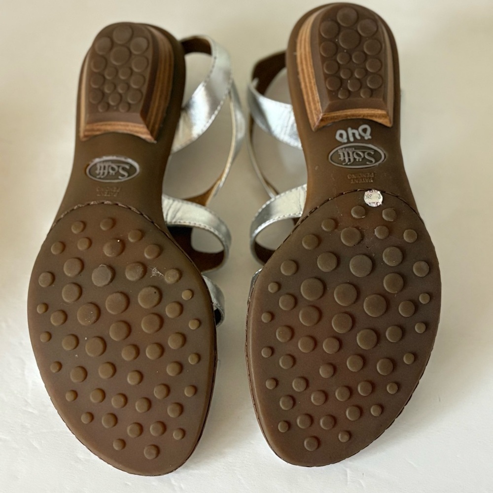 Sofft Metallic Silver Strappy Women's Sandals Size 8 - Picture 8 of 10